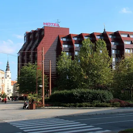 Koruna Hotell