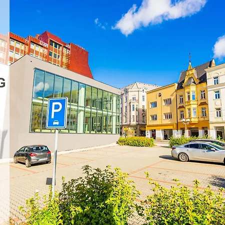 克鲁纳酒店 奥帕瓦