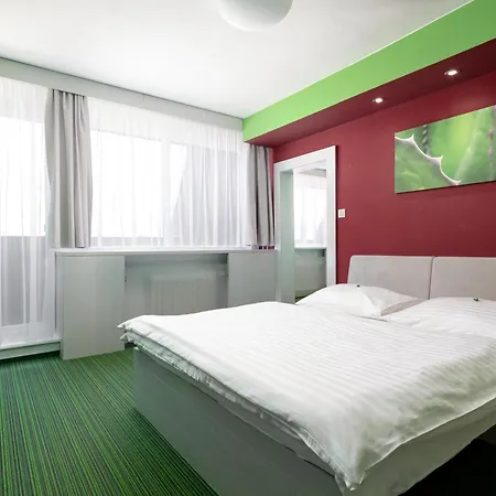 Hotel Koruna 3*