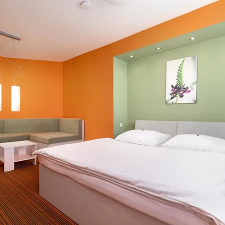 酒店 克鲁纳酒店