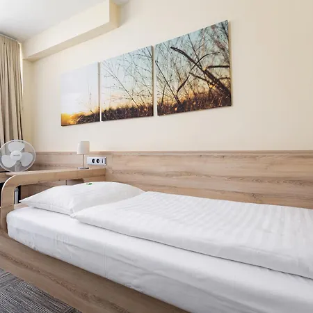 酒店 克鲁纳酒店