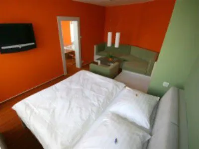 克鲁纳酒店 酒店