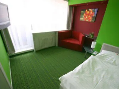 Koruna Hotell 3*