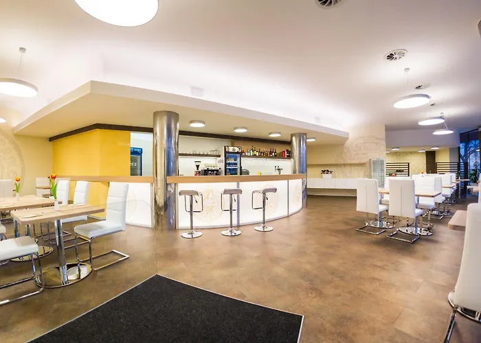Koruna Hotel 3*